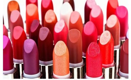 口紅失寵背后 日本消費(fèi)市場的結(jié)構(gòu)性變遷與日用品銷售新趨勢